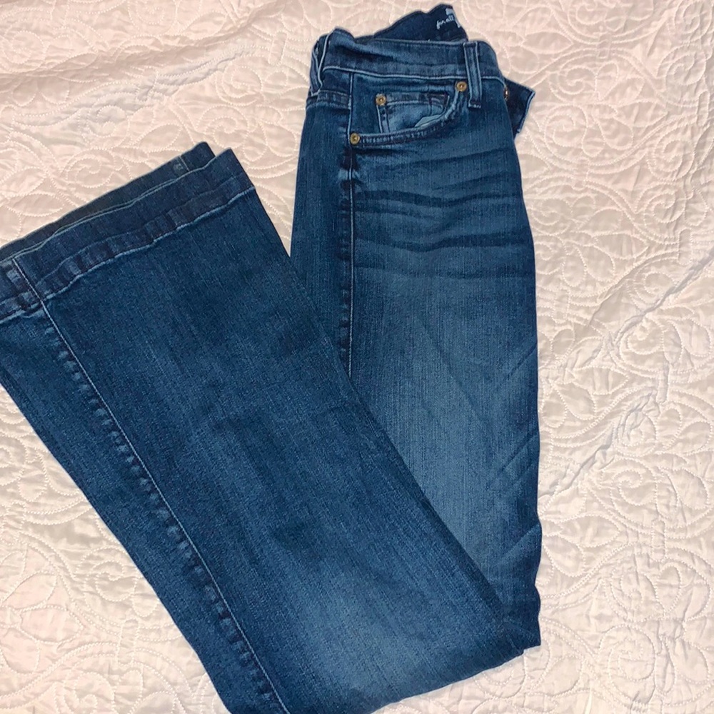 7FAMK Dojo Jeans. Size 28, Dark Wash.